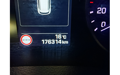 Hyundai Tucson 2.0CRDI-4x4-НАВИГАЦИЯ-КАМЕРА - автомобили, коли, обяви за нови и употребявани 16