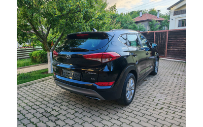 Hyundai Tucson 2.0CRDI-4x4-НАВИГАЦИЯ-КАМЕРА - автомобили, коли, обяви за нови и употребявани 3