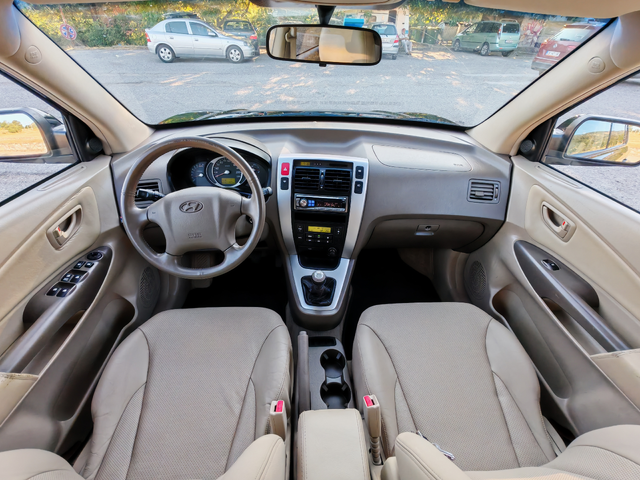 Hyundai Tucson 2.0i 4x4 LPG - автомобили, коли, обяви за нови и употребявани 10