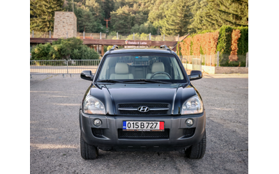 hyundai-tucson-2-0i-4x4-lpg - 1