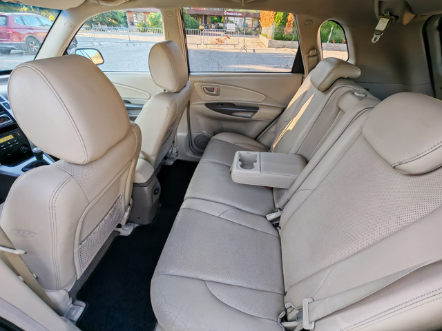 Hyundai Tucson 2.0i 4x4 LPG - автомобили, коли, обяви за нови и употребявани 9