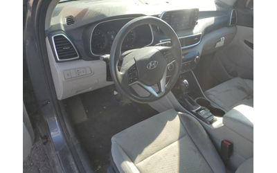 Hyundai Tucson 2.0L 4 ALL WHEEL DRIVE - автомобили, коли, обяви за нови и употребявани 8