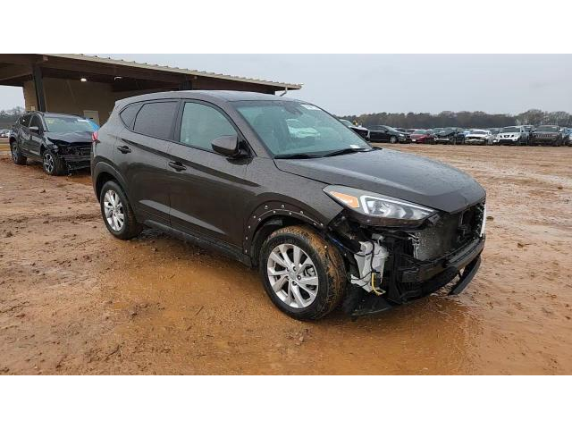 Hyundai Tucson 2.0L 4 Front-wheel Drive - автомобили, коли, обяви за нови и употребявани 0
