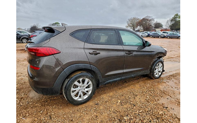 hyundai-tucson-2-0l-4-front-wheel-drive - 3