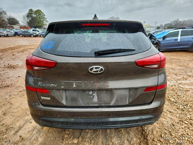 Hyundai Tucson 2.0L 4 Front-wheel Drive - автомобили, коли, обяви за нови и употребявани 6