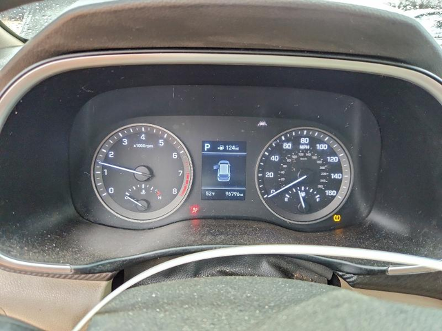 Hyundai Tucson 2.0L 4 Front-wheel Drive - автомобили, коли, обяви за нови и употребявани 9