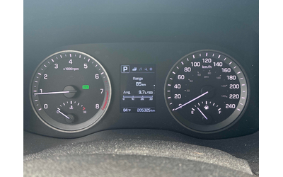 Hyundai Tucson 2.0L 4cyl AWD - автомобили, коли, обяви за нови и употребявани 7