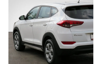 Hyundai Tucson 2.0L AWD w/ CarPlay Camera BLND Heated Seats/ST Wh All Wheel Drive - автомобили, коли, обяви за нови и употребявани 7