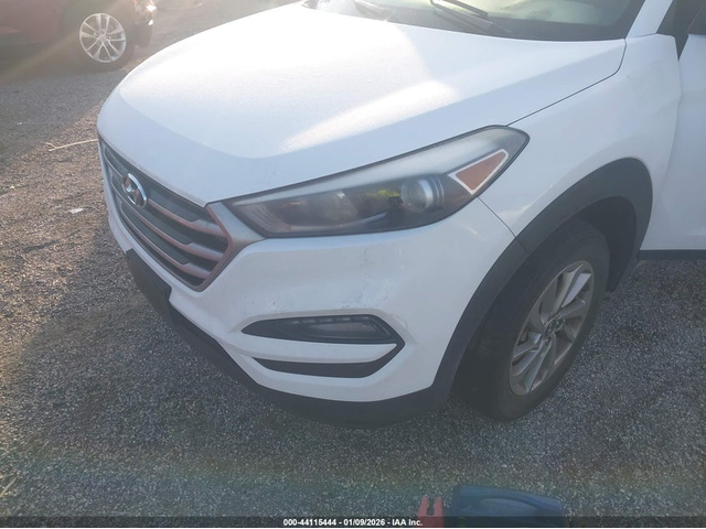 Hyundai Tucson 2.0L I-4 DI, DOHC, VVT, 164HP All Wheel Drive - автомобили, коли, обяви за нови и употребявани 5