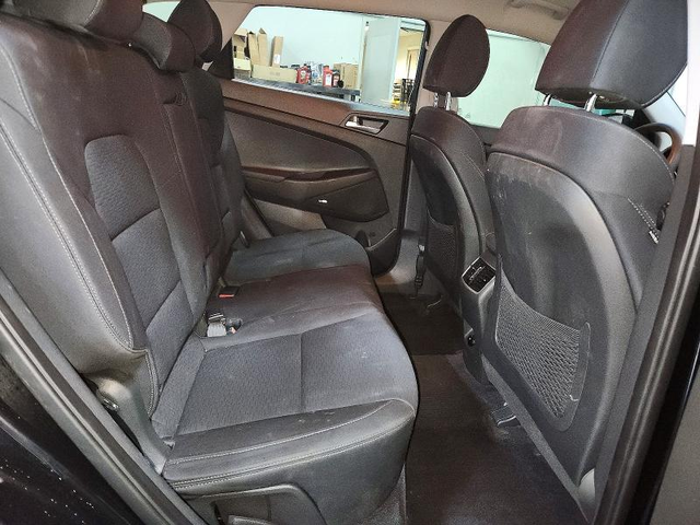 Hyundai Tucson 2.4L 4 Front Wheel Drive - автомобили, коли, обяви за нови и употребявани 11