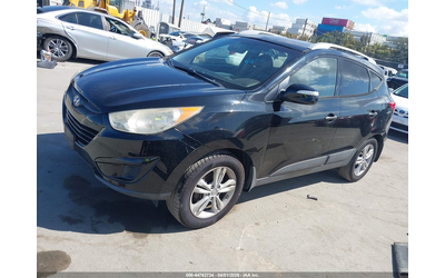 hyundai-tucson-2-4l-i-4-dohc-vvt-170hp-front-wheel-drive - 1