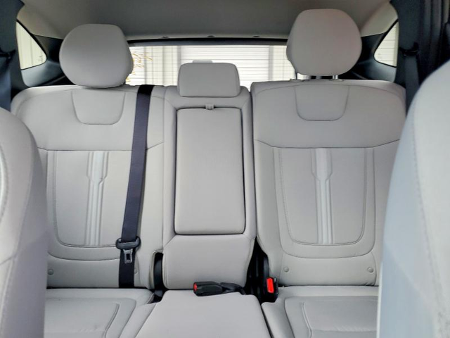 Hyundai Tucson 2.5L 4 ALL WHEEL DRIVE - автомобили, коли, обяви за нови и употребявани 9