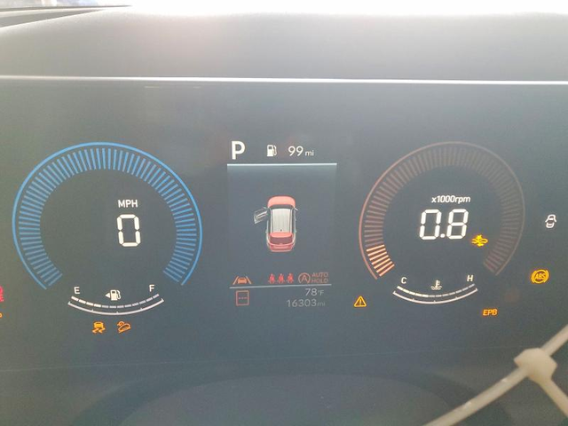 Hyundai Tucson 2.5L 4 ALL WHEEL DRIVE - автомобили, коли, обяви за нови и употребявани 8