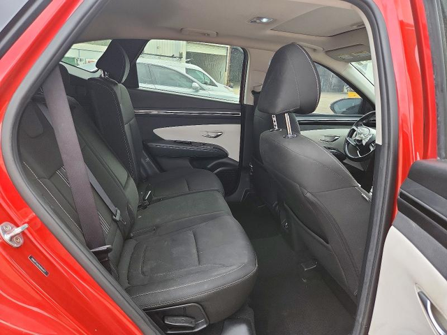 Hyundai Tucson 2.5L 4 Front-wheel Drive - автомобили, коли, обяви за нови и употребявани 11