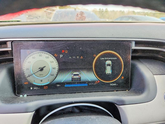 Hyundai Tucson 2.5L 4 Front-wheel Drive - автомобили, коли, обяви за нови и употребявани 9