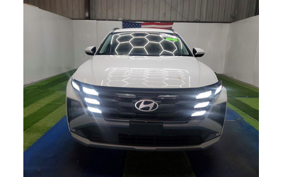 hyundai-tucson-2-5l-4-front-wheel-drive - 4