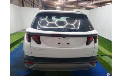 hyundai-tucson-2-5l-4-front-wheel-drive - 5