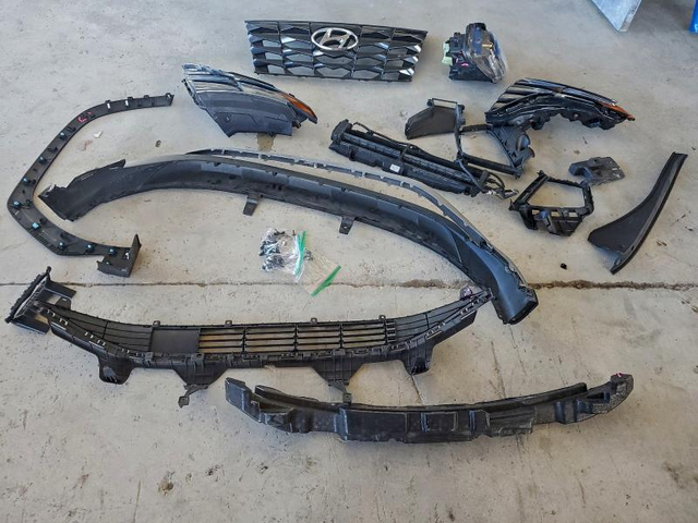 Hyundai Tucson 2.5L 4 FRONT WHEEL DRIVE - автомобили, коли, обяви за нови и употребявани 13