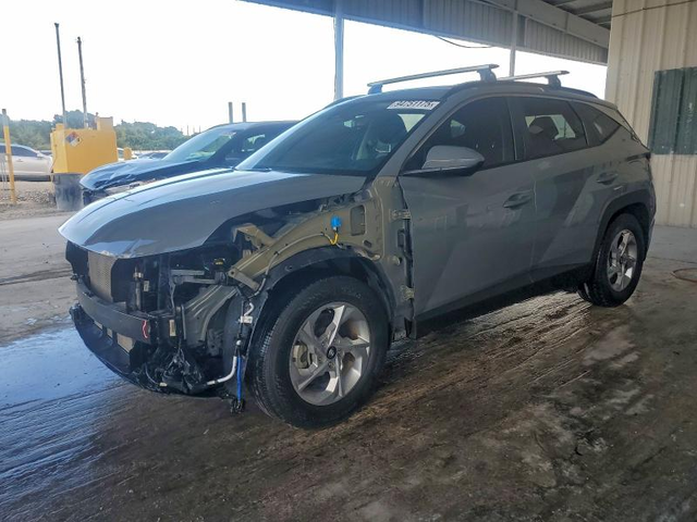 Hyundai Tucson 2.5L 4 FRONT WHEEL DRIVE - автомобили, коли, обяви за нови и употребявани 1