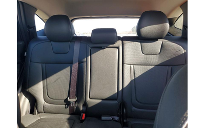 Hyundai Tucson 2.5L 4 Front-wheel Drive - автомобили, коли, обяви за нови и употребявани 10