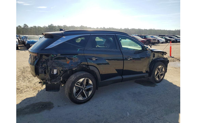 hyundai-tucson-2-5l-4-front-wheel-drive - 3