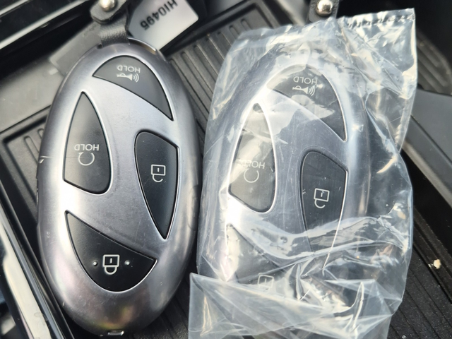 Hyundai Tucson 2.5L 4cyl AWD - автомобили, коли, обяви за нови и употребявани 7