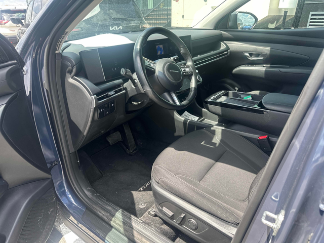 Hyundai Tucson 2.5L 4cyl AWD - автомобили, коли, обяви за нови и употребявани 4