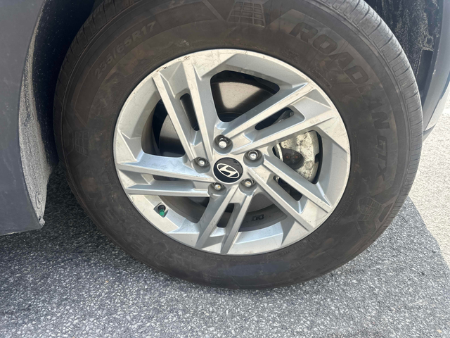 Hyundai Tucson 2.5L 4cyl AWD - автомобили, коли, обяви за нови и употребявани 6