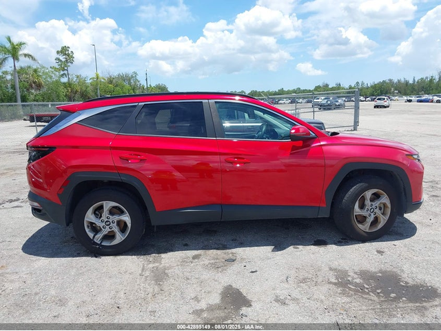 Hyundai Tucson 2.5L I-4 DI, DOHC, VVT, 187HP All Wheel Drive - автомобили, коли, обяви за нови и употребявани 12