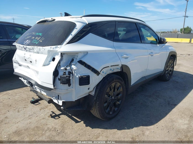 Hyundai Tucson 2.5L I-4 DI, DOHC, VVT, 187HP Front Wheel Drive - автомобили, коли, обяви за нови и употребявани 3