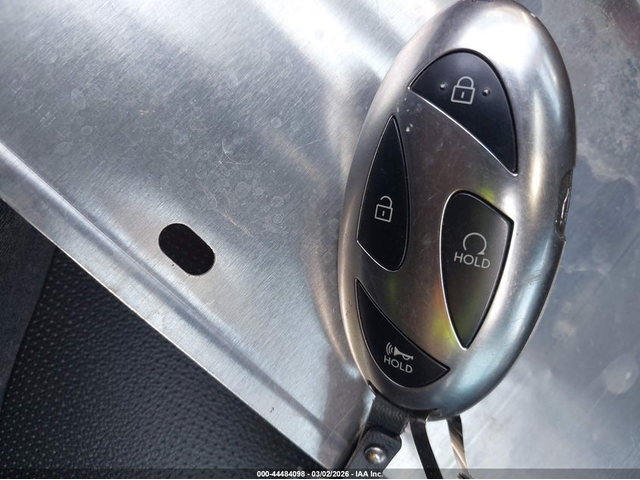 Hyundai Tucson 2.5L I-4 DI, DOHC, VVT, 187HP Front Wheel Drive - автомобили, коли, обяви за нови и употребявани 10