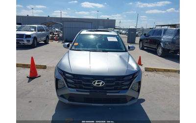 Hyundai Tucson 2.5L I-4 DI, DOHC, VVT, 187HP Front Wheel Drive - автомобили, коли, обяви за нови и употребявани 11