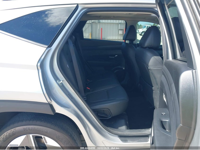 Hyundai Tucson 2.5L I-4 DI, DOHC, VVT, 187HP Front Wheel Drive - автомобили, коли, обяви за нови и употребявани 7