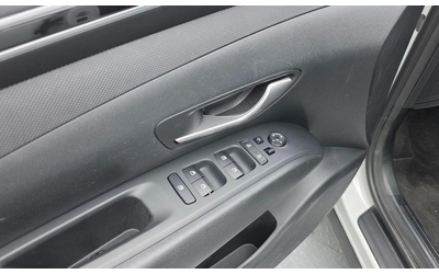 Hyundai Tucson Gasoline 1.6 Turbo 2WD Modern - автомобили, коли, обяви за нови и употребявани 13