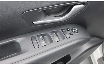 Hyundai Tucson Gasoline 1.6 Turbo 2WD Premium - автомобили, коли, обяви за нови и употребявани 13