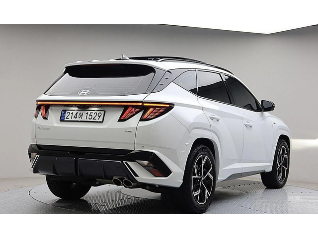 Hyundai Tucson Diesel 2.0 4WD N Line Inspiration - автомобили, коли, обяви за нови и употребявани 3