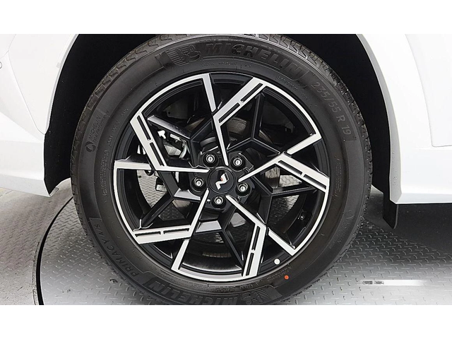 Hyundai Tucson Diesel 2.0 4WD N Line Inspiration - автомобили, коли, обяви за нови и употребявани 7