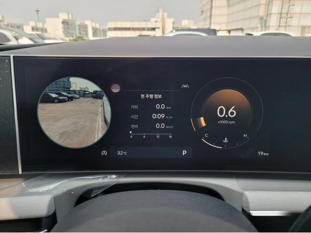 Hyundai Tucson Gasoline 1.6 Turbo 2WD Premium - автомобили, коли, обяви за нови и употребявани 4