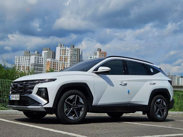 Hyundai Tucson Gasoline 1.6 Turbo 2WD Premium - автомобили, коли, обяви за нови и употребявани 0