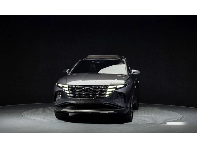 Hyundai Tucson Diesel 2.0 2WD Inspiration - автомобили, коли, обяви за нови и употребявани 2