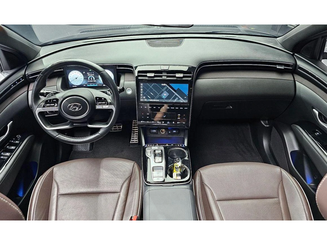 Hyundai Tucson Diesel 2.0 2WD Inspiration - автомобили, коли, обяви за нови и употребявани 6