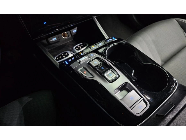 Hyundai Tucson Diesel 2.0 2WD Premium * НАЙ-ДОБРА ЦЕНА В БЪЛГАРИЯ - автомобили, коли, обяви за нови и употребявани 8