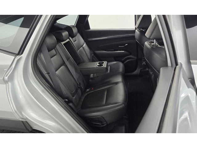 Hyundai Tucson Diesel 2.0 2WD Inspiration - автомобили, коли, обяви за нови и употребявани 11