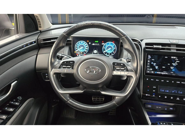 Hyundai Tucson Diesel 2.0 2WD Inspiration - автомобили, коли, обяви за нови и употребявани 12