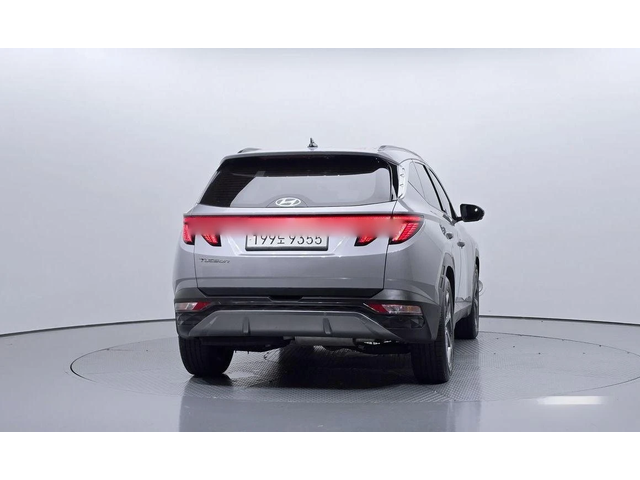 Hyundai Tucson Diesel 2.0 2WD Inspiration - автомобили, коли, обяви за нови и употребявани 3