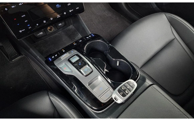 Hyundai Tucson Diesel 2.0 2WD Premium * НАЙ-ДОБРА ЦЕНА В БЪЛГАРИЯ - автомобили, коли, обяви за нови и употребявани 8