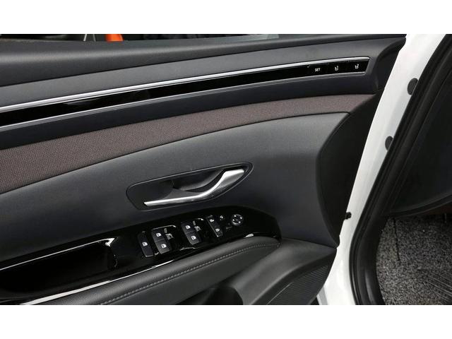 Hyundai Tucson Gasoline 1.6 Turbo 2WD Inspiration - автомобили, коли, обяви за нови и употребявани 8