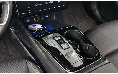 Hyundai Tucson Gasoline 1.6 Turbo 2WD Inspiration - автомобили, коли, обяви за нови и употребявани 8