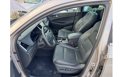 Hyundai Tucson -2.0CRDI-PREMIUM-4X4-FULL PACK - автомобили, коли, обяви за нови и употребявани 10