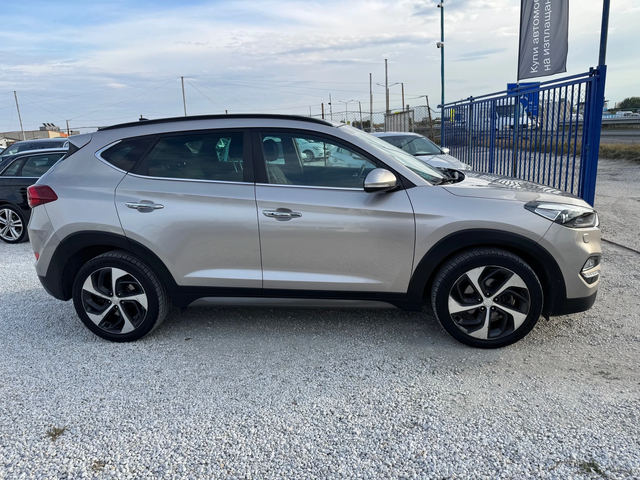 Hyundai Tucson -2.0CRDI-PREMIUM-4X4-FULL PACK - автомобили, коли, обяви за нови и употребявани 6